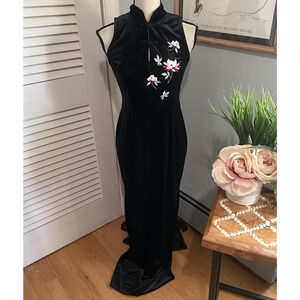 Vintage PAPELL BOUTIQUE Womens Dress 10P Black Velvet Bodycon Sheath Embroidered